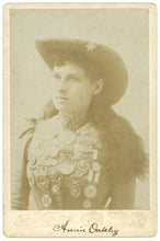 Load image into Gallery viewer, Original Circa 1892 Cabinet Card Portrait Photograph of the Wild West Show Sharpshooter Annie Oakley
